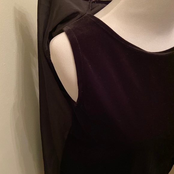 NWT -Gold Sparkle Elementz Black Velour set - Picture 3 of 8